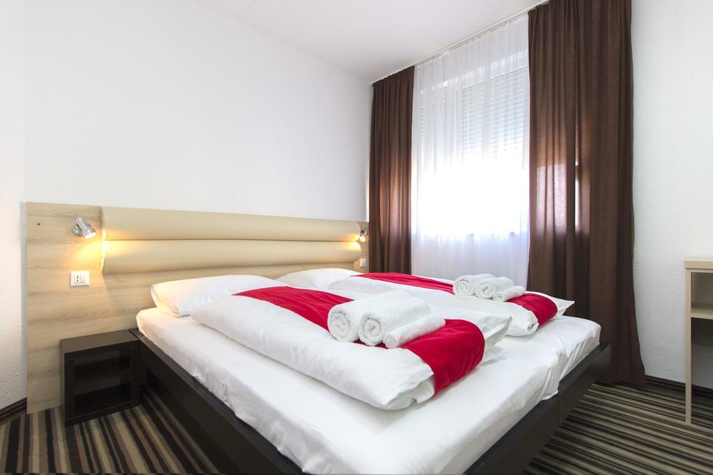 Parkcity Rooms Šibenik Екстериор снимка