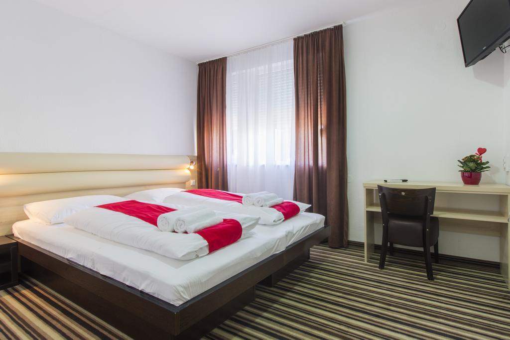 Parkcity Rooms Šibenik Екстериор снимка