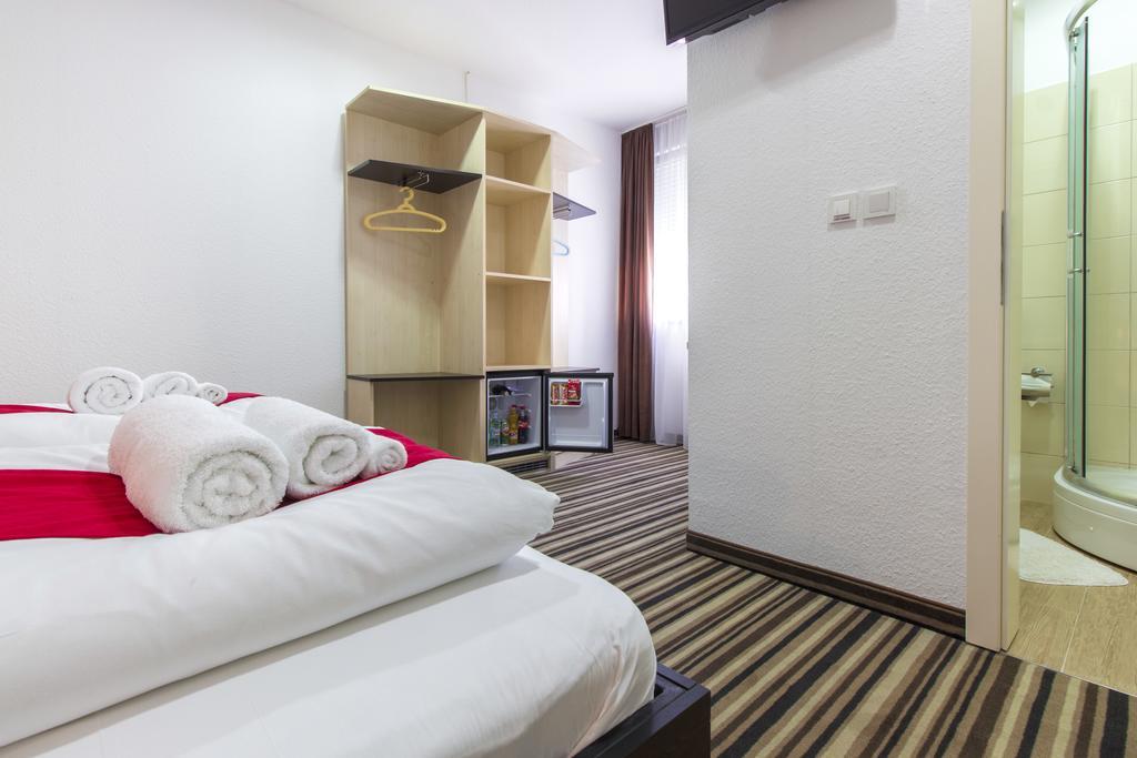 Parkcity Rooms Šibenik Екстериор снимка
